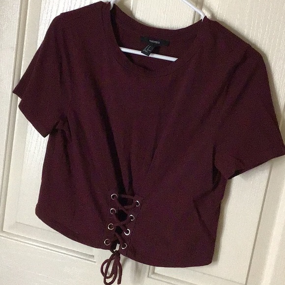 Burgundy crop top ❗️FINAL SALE❗️ - Picture 3 of 4